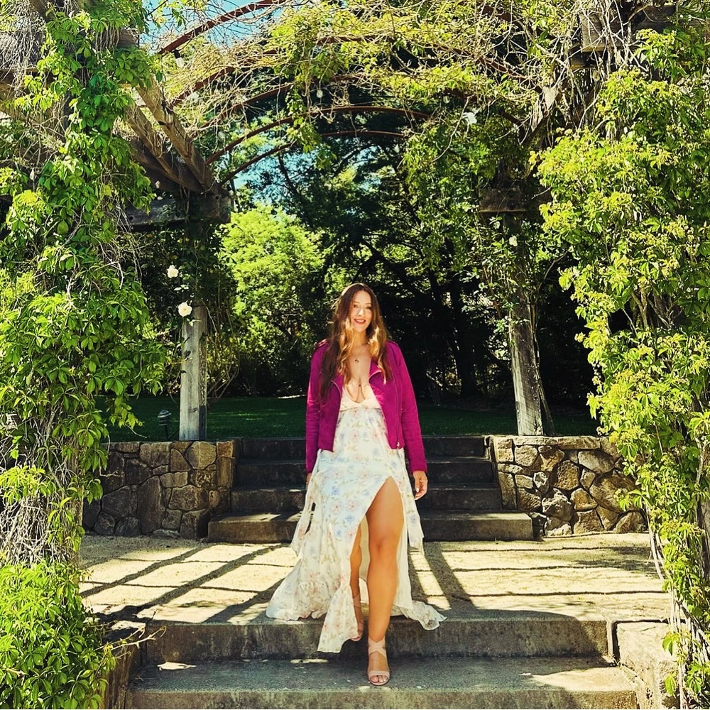 Meet your Posher, Sandri